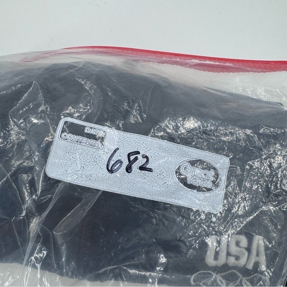 USA Olympic Committee Full Zip Lightweight Jacket - Picture 7 of 8